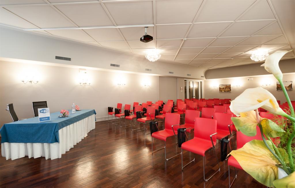 Hotel Lombardia Milan Exterior photo