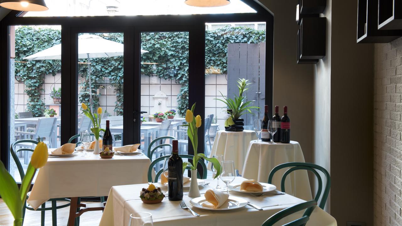 Hotel Lombardia Milan Exterior photo