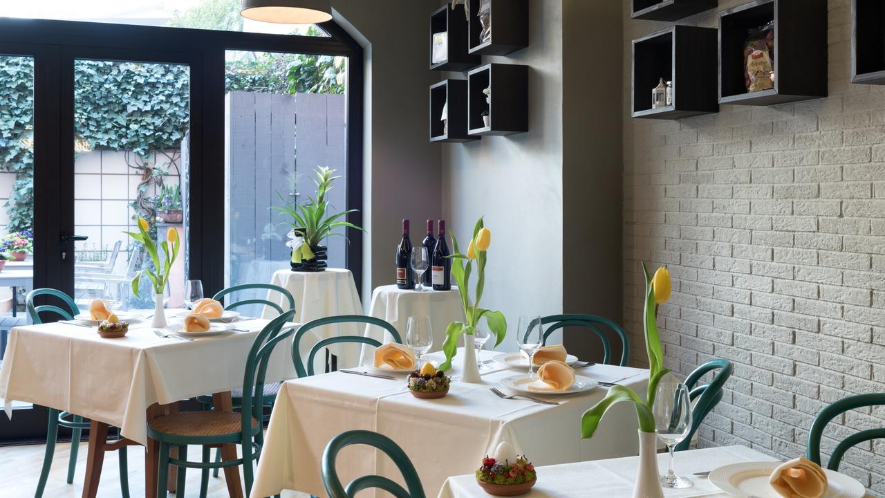 Hotel Lombardia Milan Exterior photo