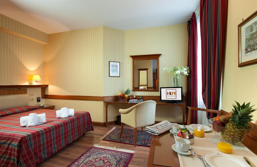 Hotel Lombardia Milan Exterior photo